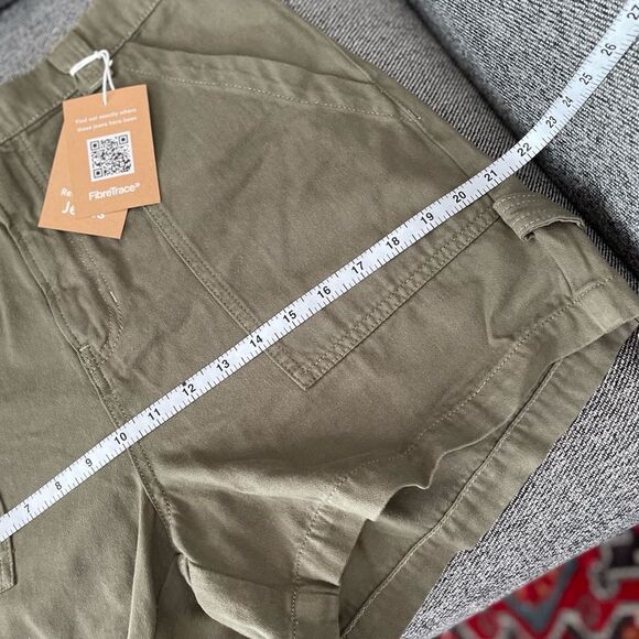 NWT Reformation Utility Shorts - Picture 12 of 12